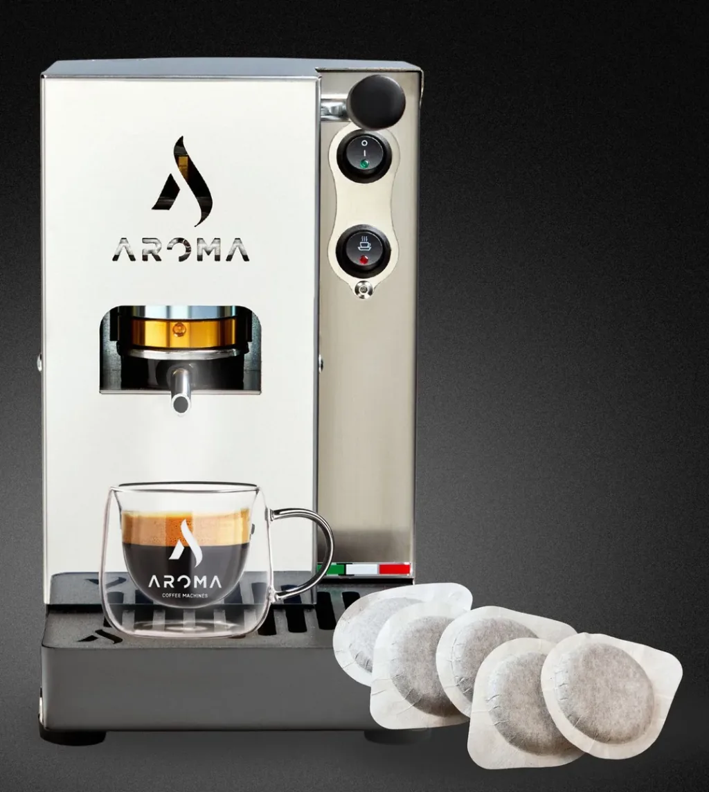 Aroma PLUS aparat sa poredanim cialdama pored njega