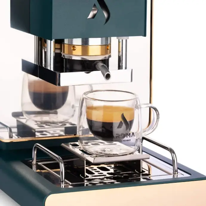 Aroma aparat sa fokusom na šoljicu sa espressom