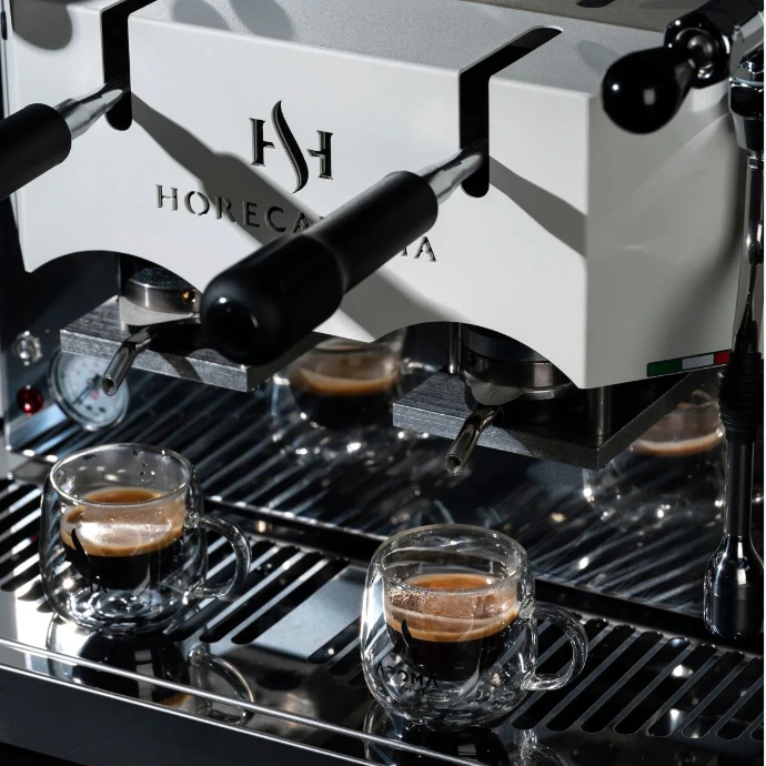 Dvije šoljice sa gotovim espressom